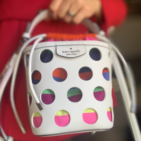 Authentic Kate spade leather drawstring Crosby😘 - Picture 4 of 14